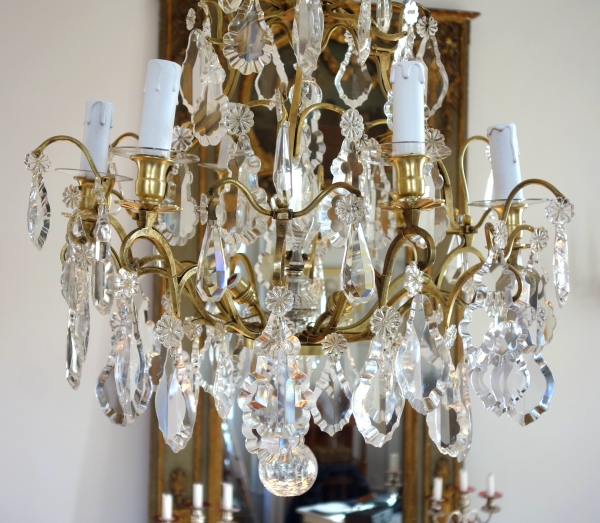 Lustre cage à 9 feux de style Louis XV, pampilles en cristal taillé de Baccarat