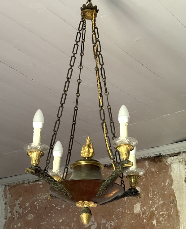 Empire patinated bronze and ormolu 4-lights chandelier, early 19th century