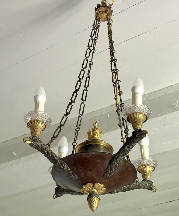 Empire patinated bronze and ormolu 4-lights chandelier, early 19th century
