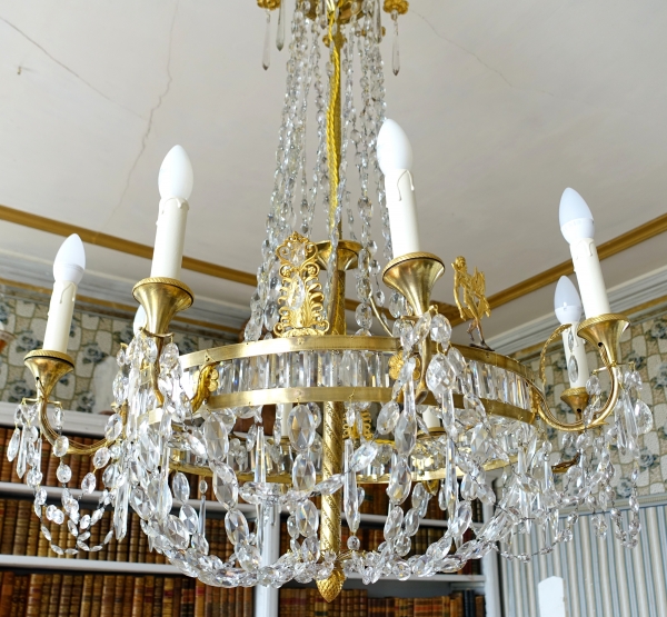 Large Empire crystal and ormolu chandelier, 8 lights, early 19th century circa 1820