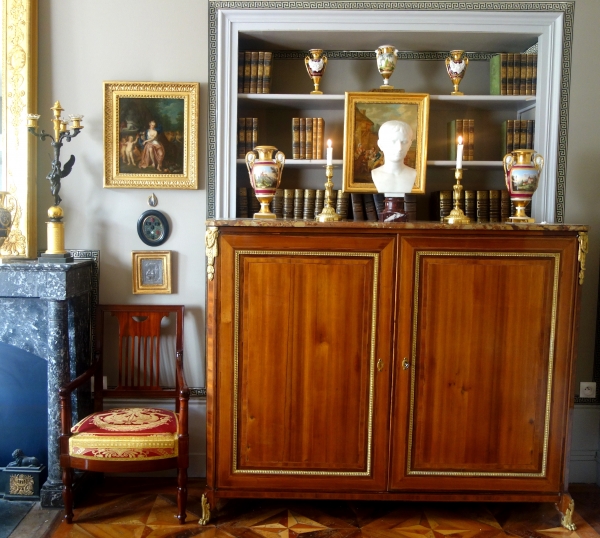 Pair of Louis XVI ormolu candlesticks, mercury gilt - 18th century