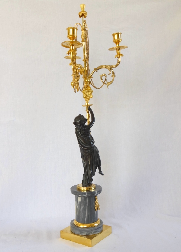 Paire de candélabres en marbre bleu turquin, bronze ciselé & doré au mercure d'époque Louis XVI