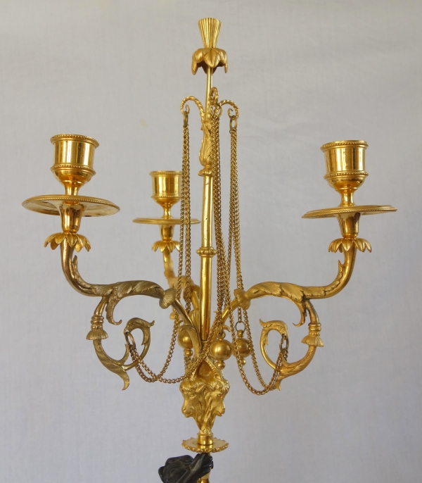 Paire de candélabres en marbre bleu turquin, bronze ciselé & doré au mercure d'époque Louis XVI