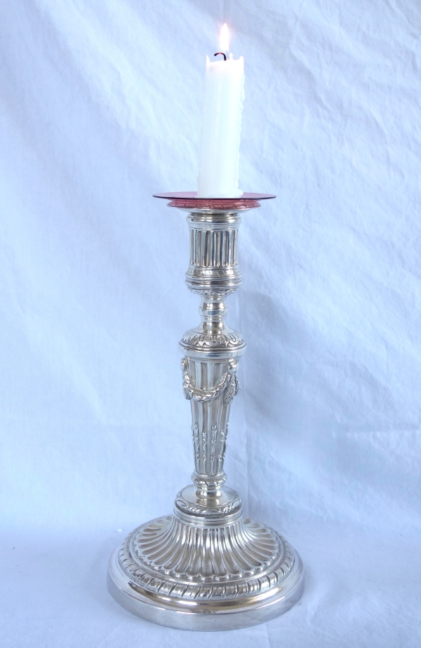 Paire de flambeaux candélabres d'époque Louis XVI en bronze argenté, usage 1 à 3 feux