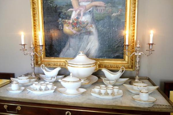 Paire de flambeaux candélabres d'époque Louis XVI en bronze argenté, usage 1 à 3 feux