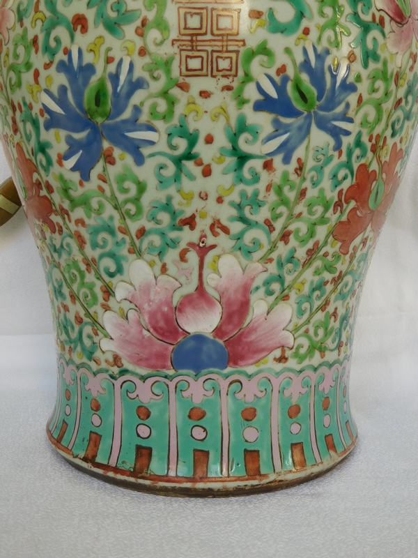 Grande potiche - pied de lampe en porcelaine de Chine famille verte, époque XIXe