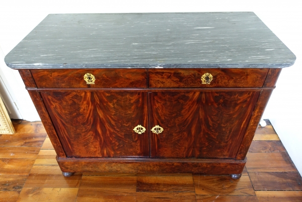 Buffet de salle à manger en acajou, bronze doré, marbre bleu Turquin - époque Restauration