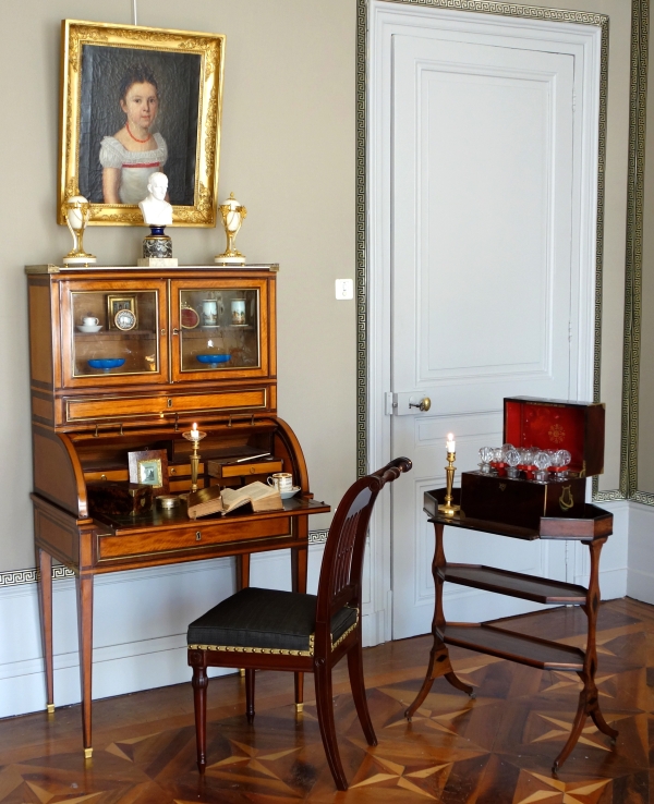 Bureau cylindre en citronnier et acajou, fin de l'époque Louis XVI