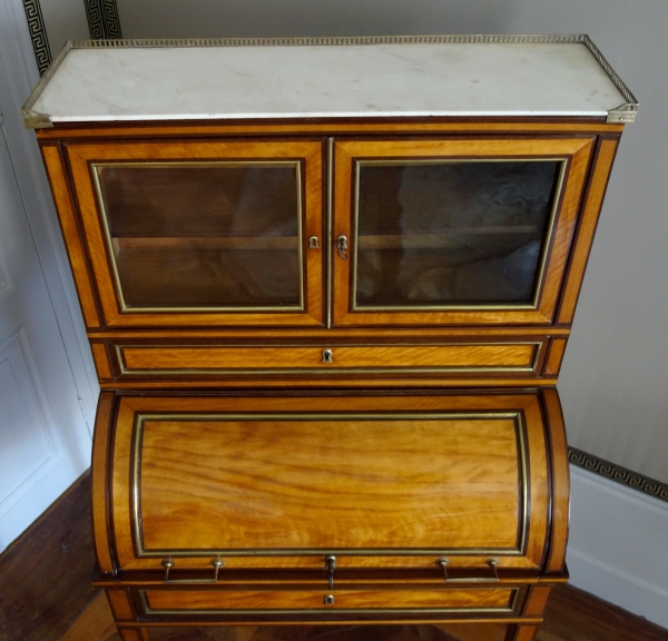 Bureau cylindre en citronnier et acajou, fin de l'époque Louis XVI