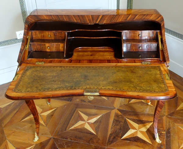 Léonard Boudin - Louis XV violet wood desk - mid 18th century - stamped