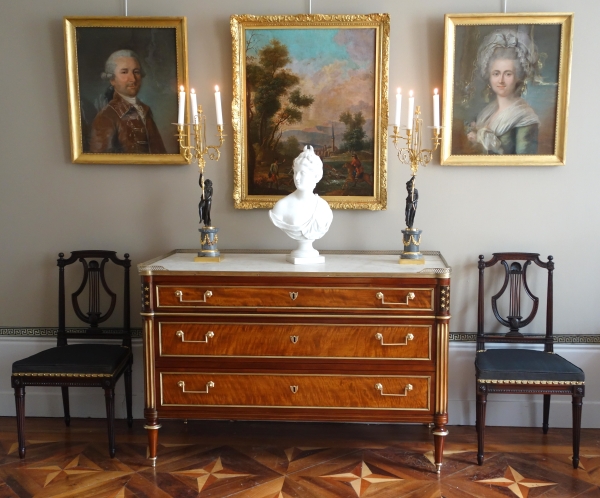 Large Louis XVI lemon tree and mahogany commode, late 18th century