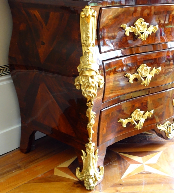 Regency - Louis XV period violetwood commode attributed to Jean-Charles Saunier - 18th century