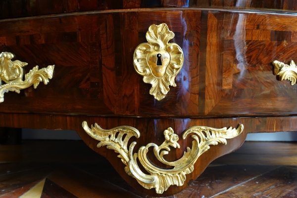 Regency - Louis XV period violetwood commode attributed to Jean-Charles Saunier - 18th century
