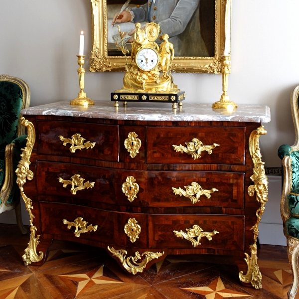 Regency - Louis XV period violetwood commode attributed to Jean-Charles Saunier - 18th century