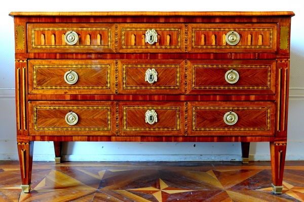 Louis XVI marquetry commode / chest of drawers attributed to Courte or Demoulin - 18th century
