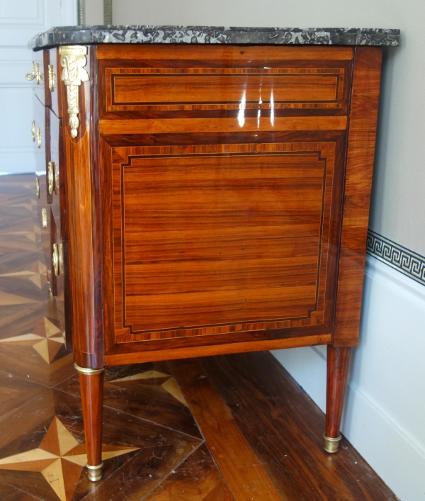 Louis XVI rosewood marquetry commode / chest of drawers - signed Sar