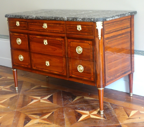 Louis XVI rosewood marquetry commode / chest of drawers - signed Sar