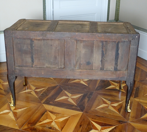 F. Rubestuck & N. Petit : 18th century marquetry chest, stamped