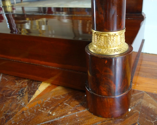 Importante console d'époque Empire en acajou et bronze doré, dans le goût de Jacob Desmalter