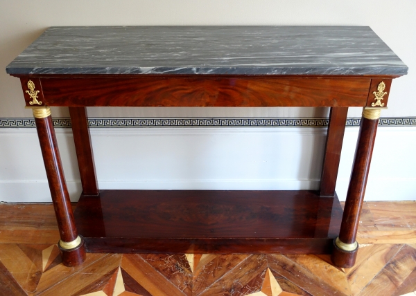 Grande console d'époque Empire en acajou, bronze doré et marbre bleu Turquin - 129cm