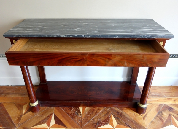 Grande console d'époque Empire en acajou, bronze doré et marbre bleu Turquin - 129cm