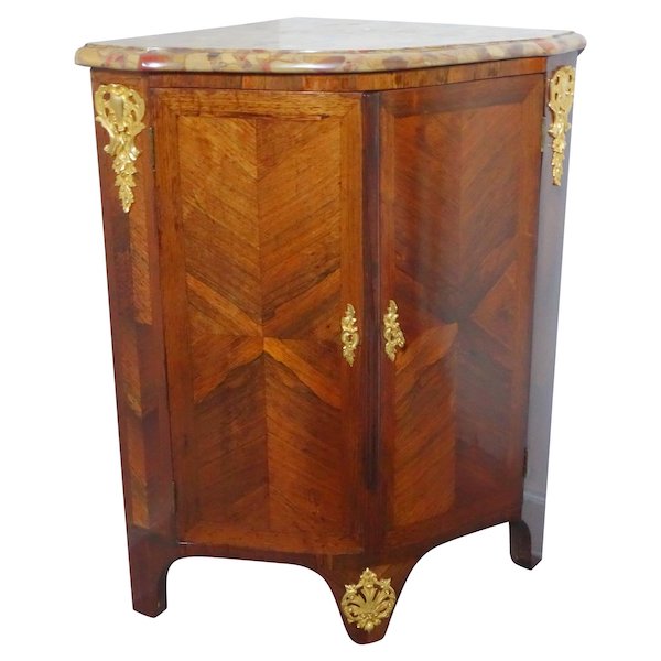 Louis XV violoet wood marquetry corner cupboard - 18th century