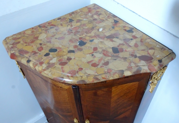 Louis XV violoet wood marquetry corner cupboard - 18th century