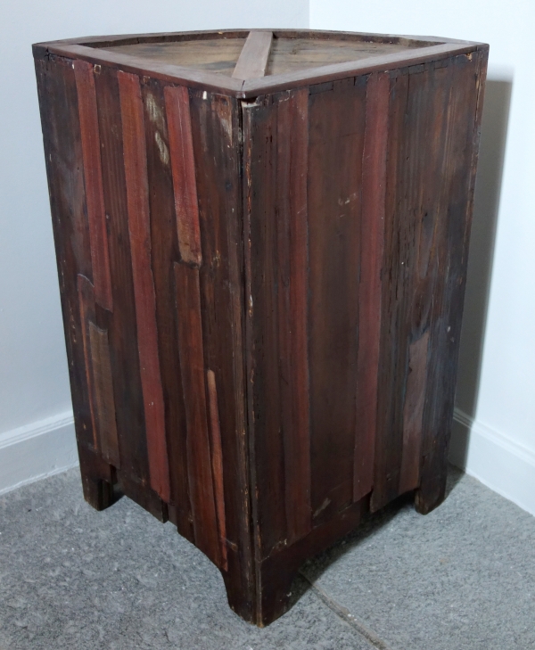 Louis XV violoet wood marquetry corner cupboard - 18th century