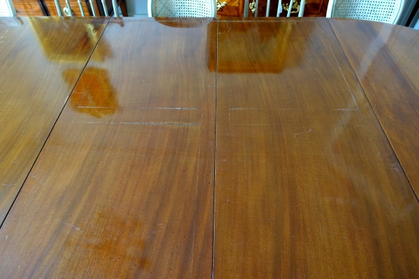 Very large Louis XVI style mahogany dining room table, late 19th century - 150cm x 420cm