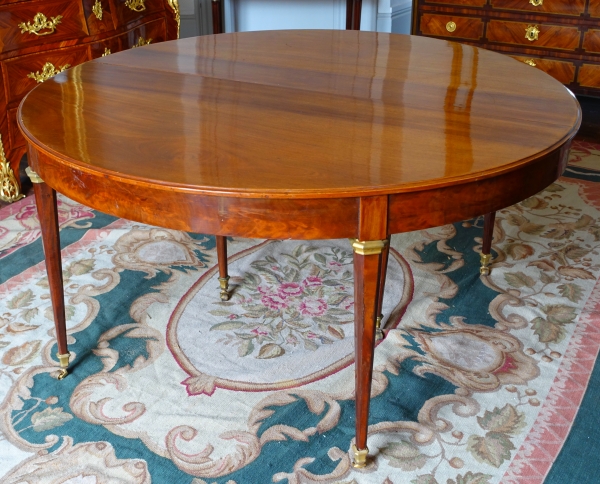 Très grande table de salle à manger de style Louis XVI en acajou, fin XIXe siècle - 150cm x 420cm