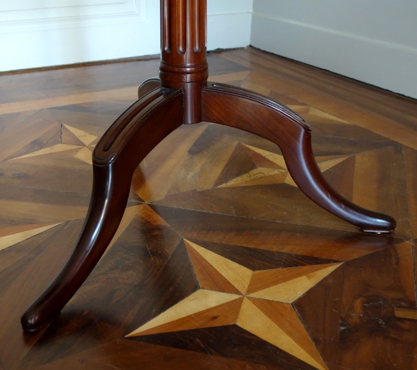 Canabas : plum pudding tilting pedestal table - stamped - Louis XVI period