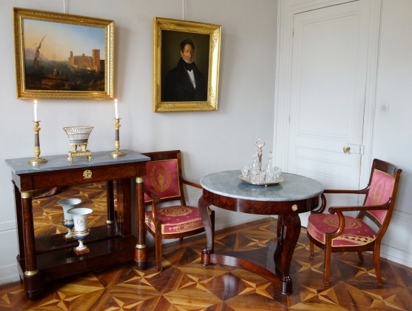 Guéridon ou table de salle à manger Empire en acajou, bronze doré et marbre bleu Turquin