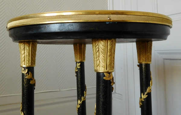 Précieux guéridon en laque et bronze doré - style Louis XVI à la Russe - époque XIXe siècle