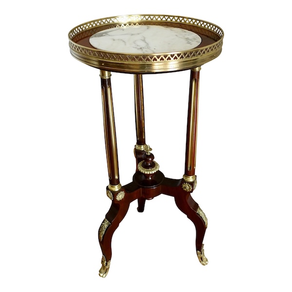 Alphonse Giroux : Louis XVI style mahogany pedestal table