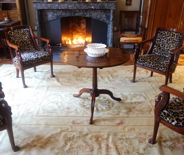 Canabas : speckled mahogany pedestal table, Louis XVI period - stamped - 18th century
