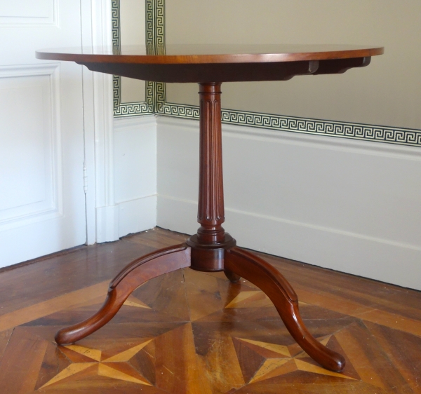 Canabas : speckled mahogany pedestal table, Louis XVI period - stamped - 18th century