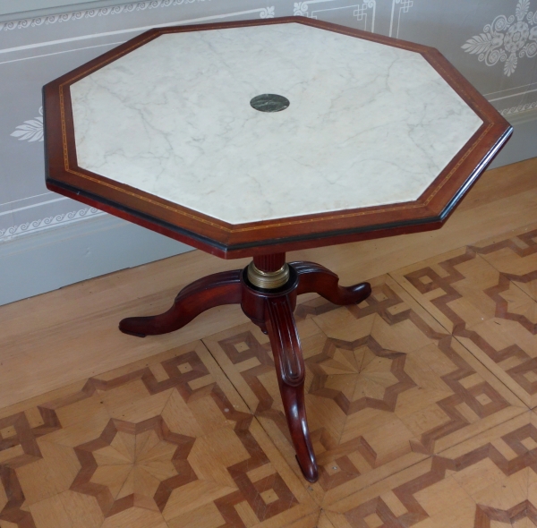 Table guéridon octogonal d'époque Directoire en acajou et marbre, fin XVIIIe siècle