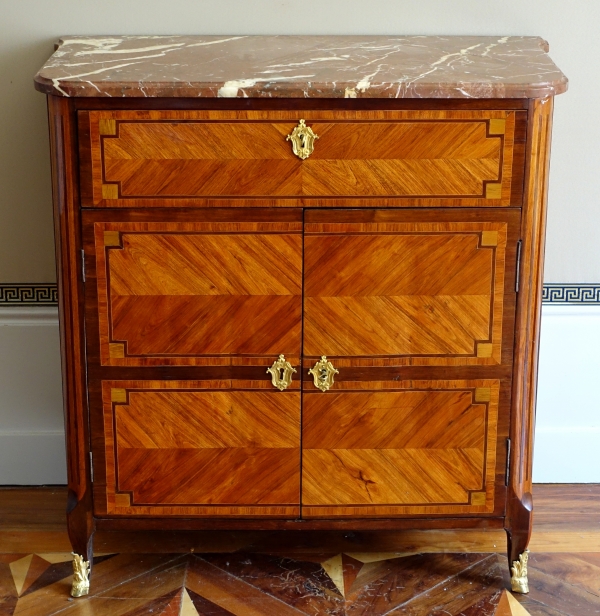 Meuble cartonnier d'époque Transition en marqueterie et bronze doré