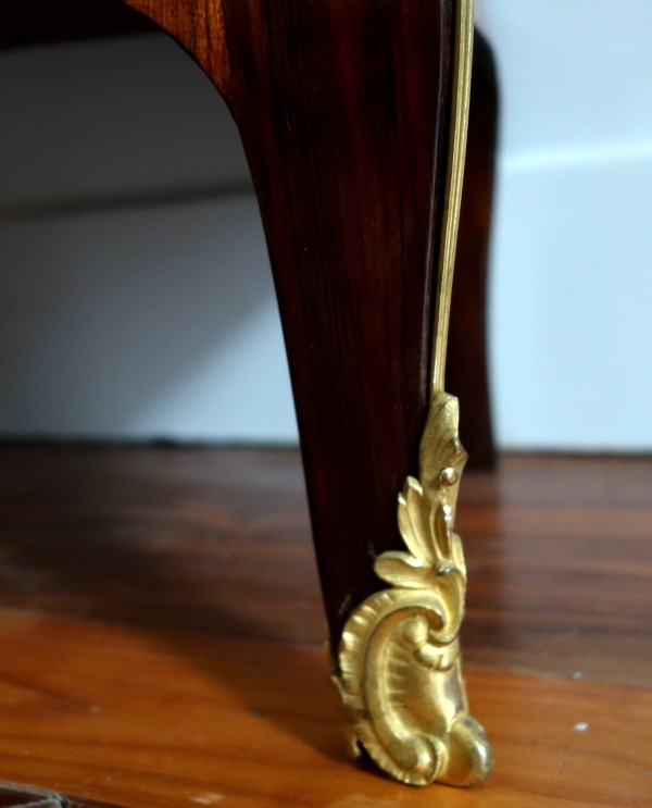 Paire de chiffonniers en marqueterie, époque Louis XV - XVIIIe siècle