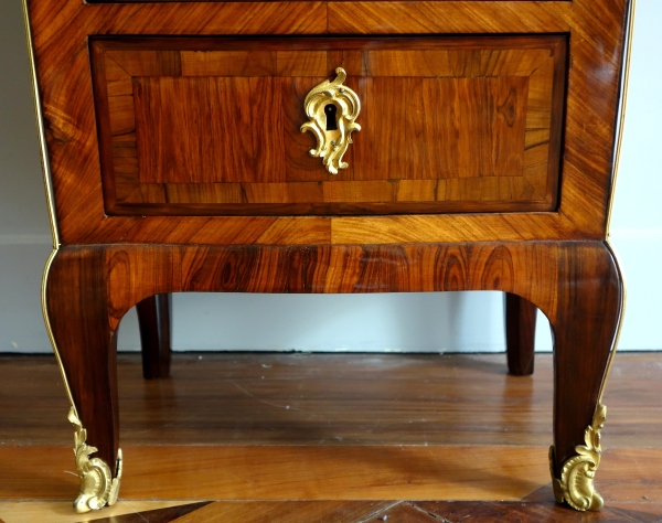 Paire de chiffonniers en marqueterie, époque Louis XV - XVIIIe siècle