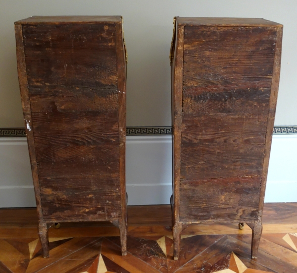 Paire de chiffonniers en marqueterie, époque Louis XV - XVIIIe siècle