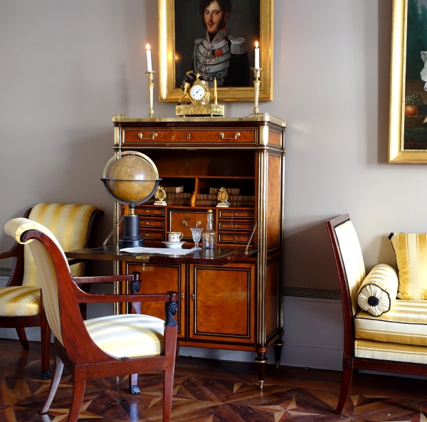 Secrétaire d'époque Louis XVI en citronnier et amarante - fin XVIIIe siècle
