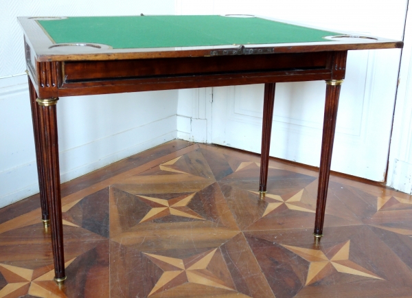 Fidelys Schey : table à jeu Louis XVI en acajou & ébène époque fin XVIIIe siècle, estampillée