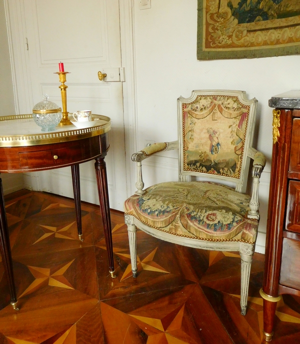 Table bouillotte de style Louis XVI en acajou et bronze doré, époque XIXe siècle