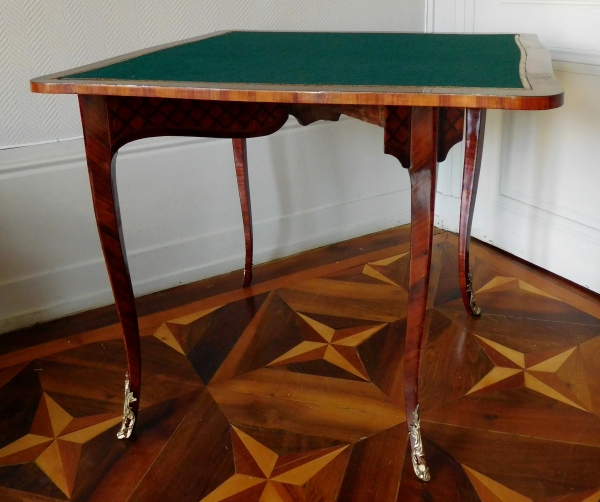 Louis XV rosewood marquetry cards table, 18th century circa 1760