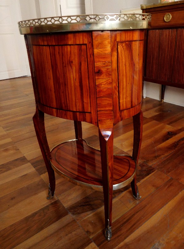 Table de salon écritoire en bois de rose, estampille de Fidelys Schey, époque Transition 