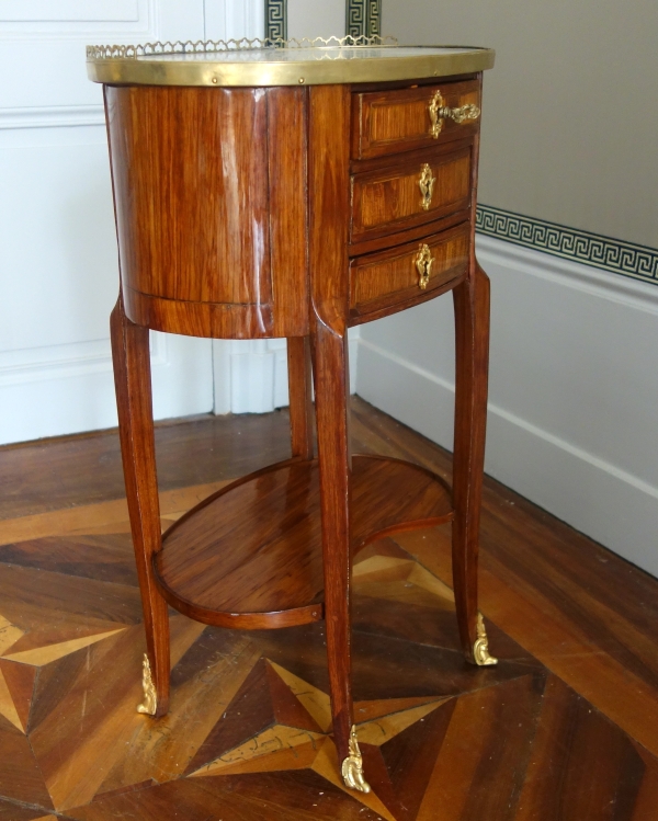 Louis XV rosewood bedside table or living room center table - 18th century