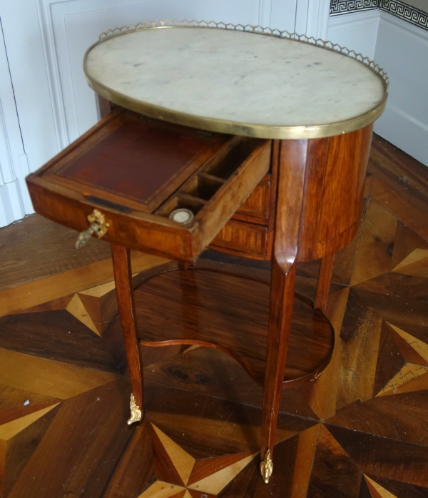 Louis XV rosewood bedside table or living room center table - 18th century