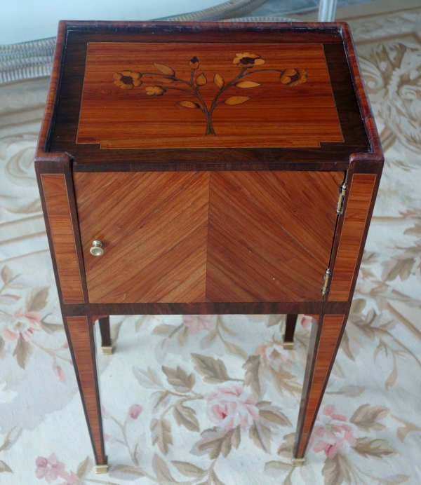 Louis XVI rosewood marquetry bedside table or living room center table - 18th century