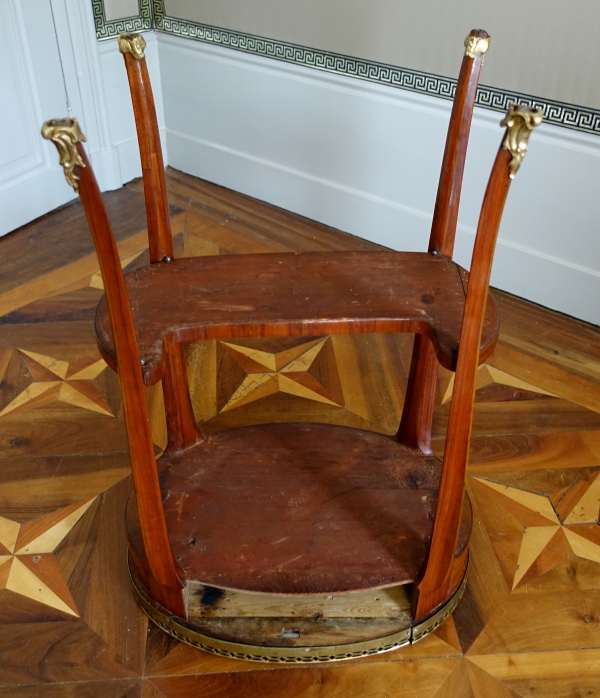 Etienne Avril : table de salon d'époque Louis XV Transition en marqueterie - estampillée et JME